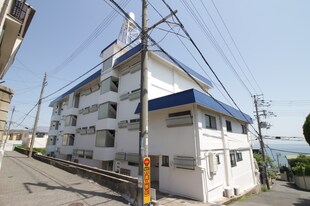 塩屋ブルーハイツの物件外観写真